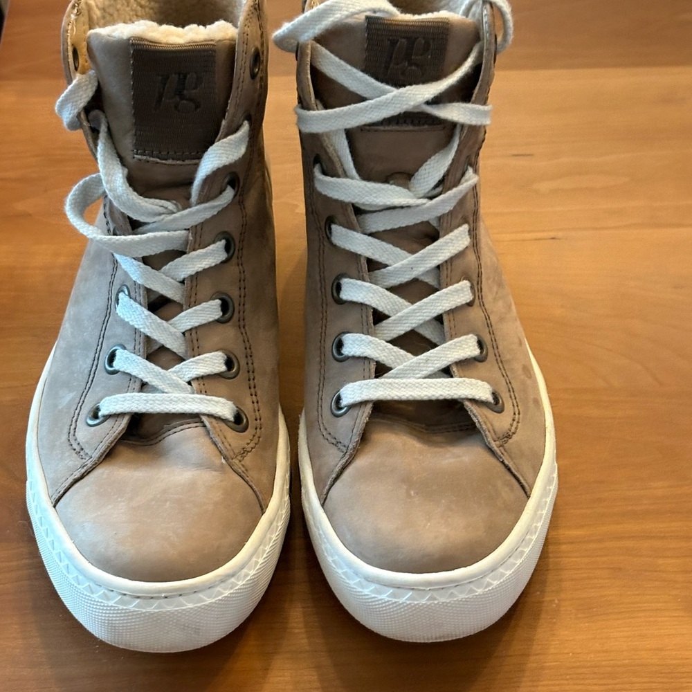 Paul Green High Top Sneakers, Size EU 7, excellent condition